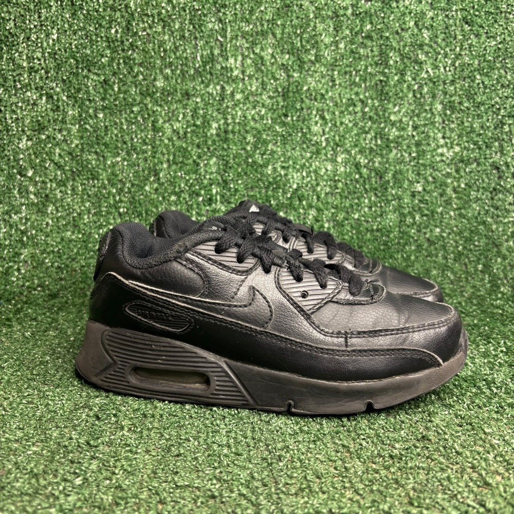 Nike Air Max 90 LTR Leather CD6867-001 Low Top Sneakers Triple Black Youth Sz 3Y